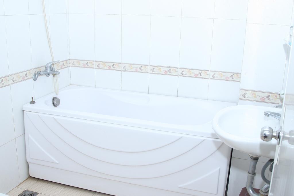 Hoang Cuong Hotel Hanoi Zewnętrze zdjęcie